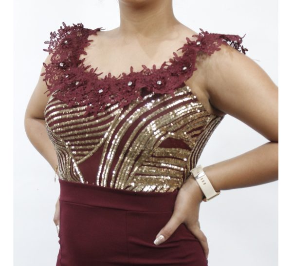 Vestido Americano Marca Valentin  Con Blonda Y Lentejuelas - Imagen 5