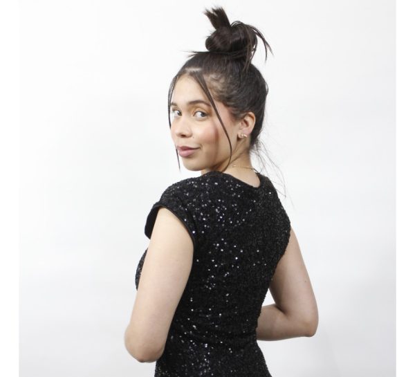 Vestido Americano Marca Iris  Sin Mangas Con Lentejuelas - Imagen 3